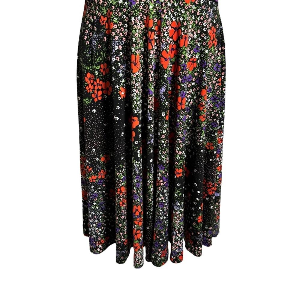 Girls from Savoy Floral Poppy  V Neck Mini Dress sz M - Picture 4 of 12